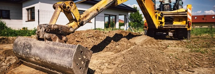 Bagger auf Baustelle
